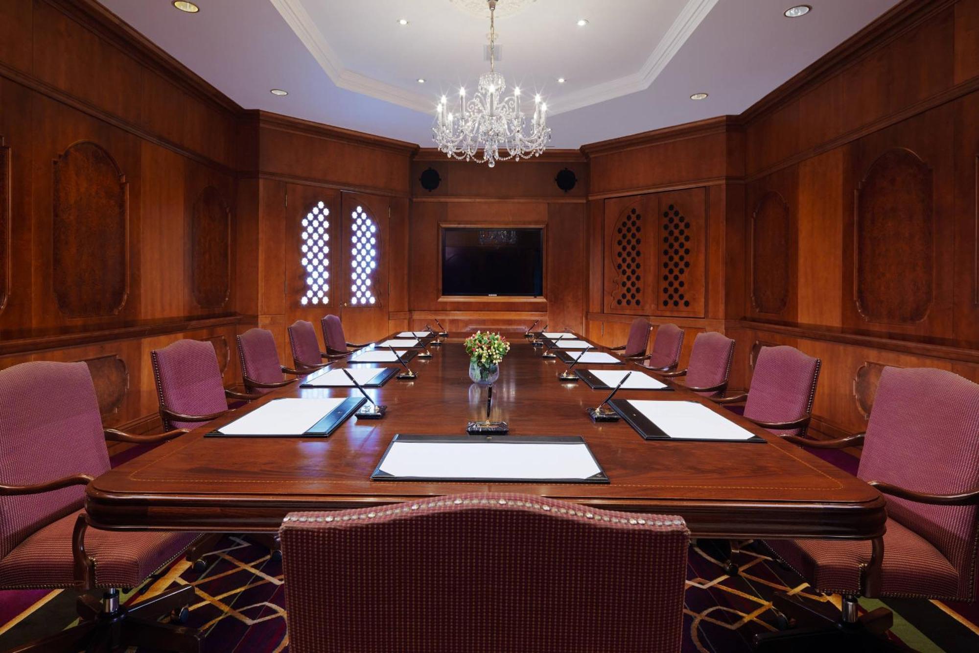 Sheraton Addis, A Luxury Collection Hotel, Адис Абеба Екстериор снимка